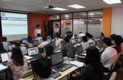 Những kiến thức cơ bản và kinh nghiệm chọn mua máy chiếu